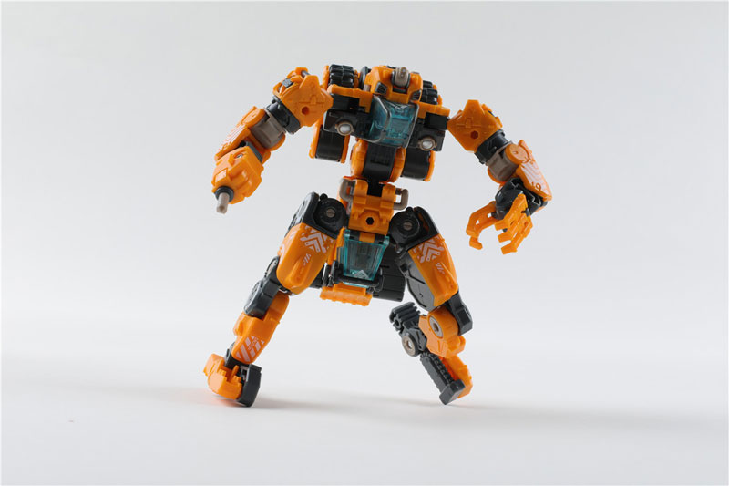FIGURE-160191_03.jpg