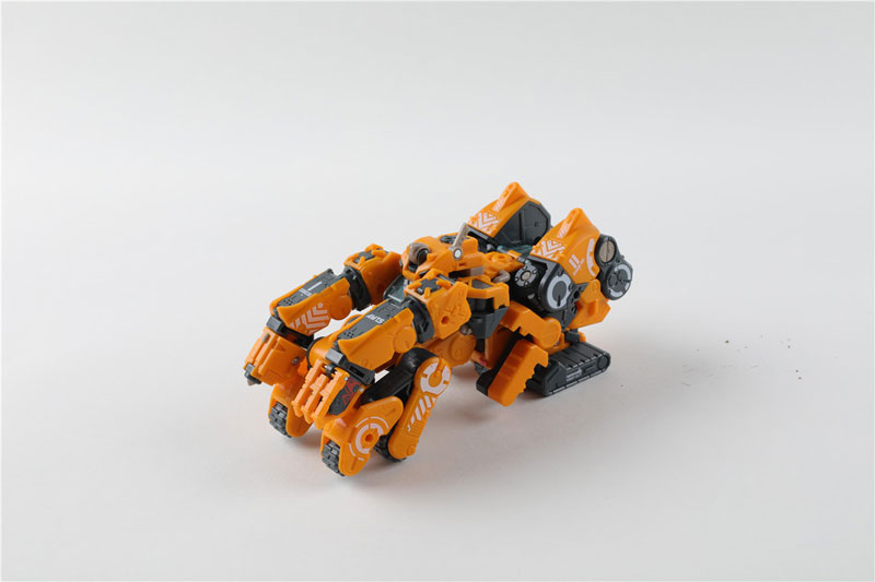 FIGURE-160191_06.jpg