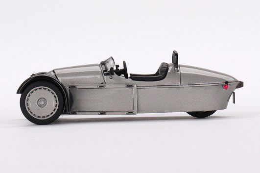 TOY-SCL3-61810_02.jpg