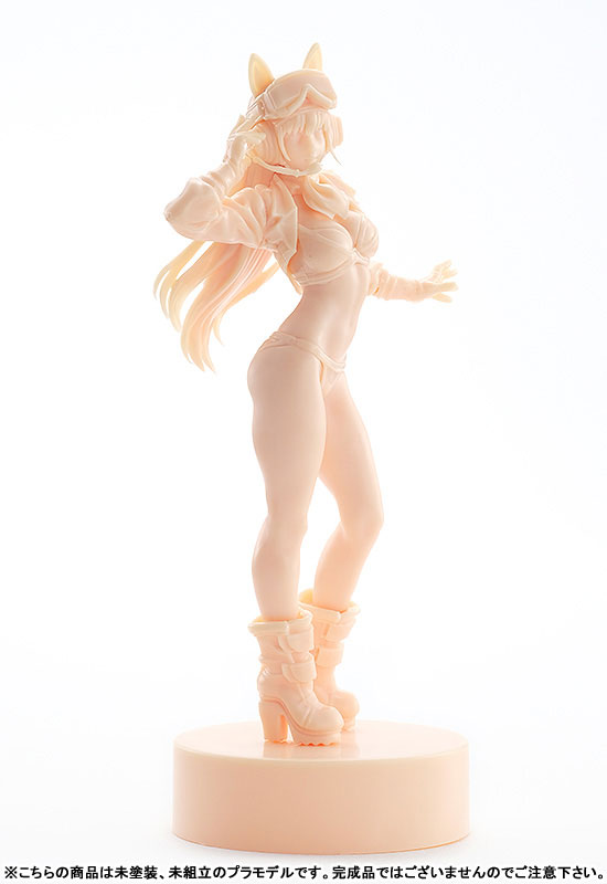 FIGURE-160899_02.jpg