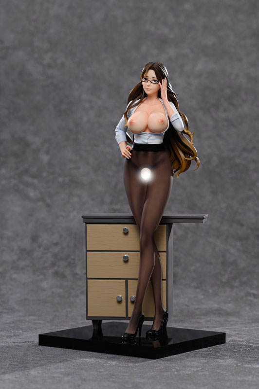 女上司・黒島汐 1/7 完成品フィギュア