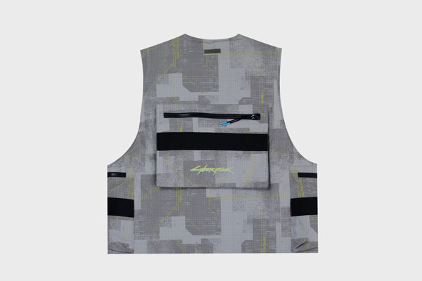 GCORES Industries×サイバーパンク2077 ダウンベスト Lサイズ