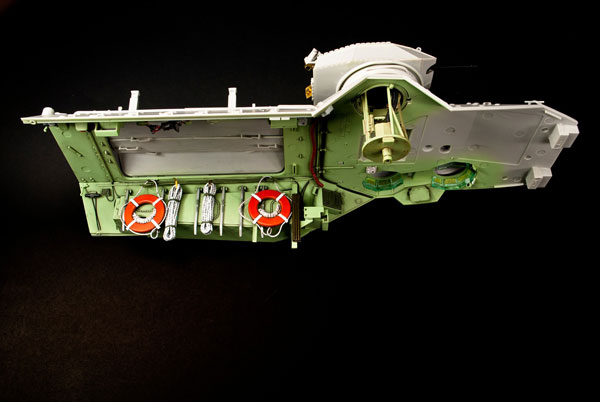 1/35 ROC AAV7A1 水陸両用強襲車 w/EAAK プラモデル（再販）[AFV