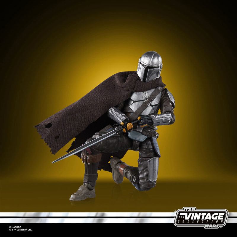 FIGURE-165992_03.jpg