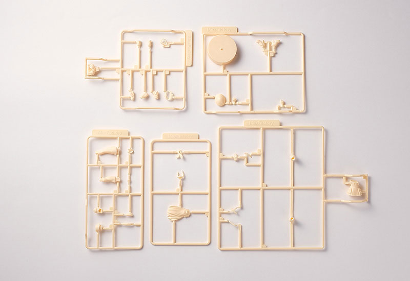 FIGURE-166263_04.jpg