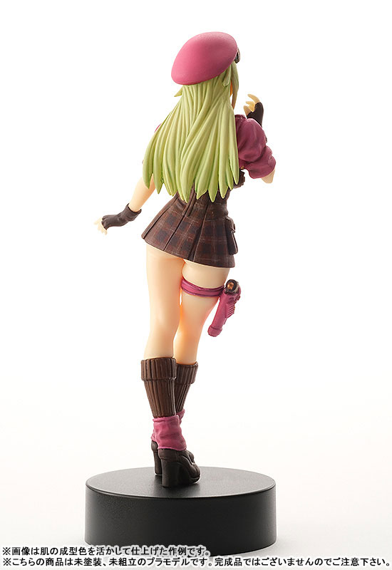 FIGURE-166263_06.jpg