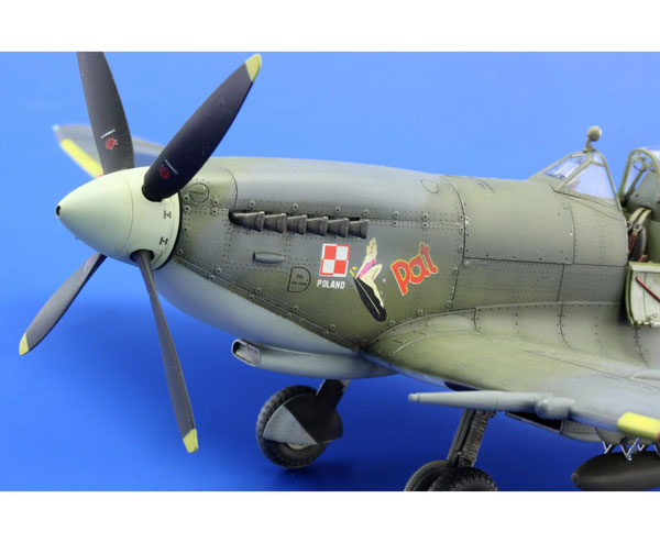 1/48 スピットファイア Mk.IXc 後期型 プロフィパック