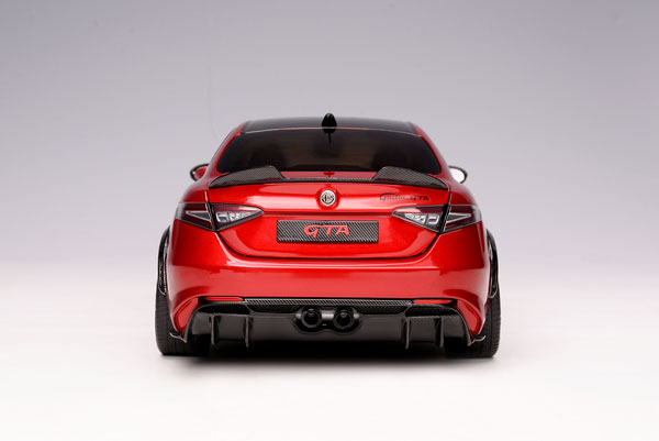 1/18 アルファロメオ GTA ジュニア ジュリア Amazon | MOTORHELIX 1/18 アルファ ロメオ ジュリア GTA