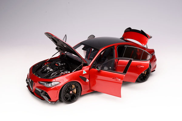 BBR Models 1:18 Alfa Romeo Giulia GTA in Rosso