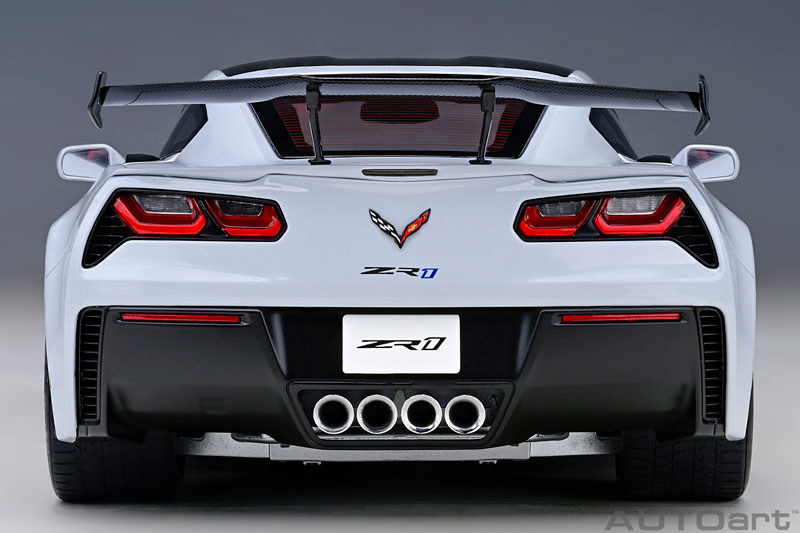 1/18 シボレー コルベット (C7) ZR1 (グレー・メタリック