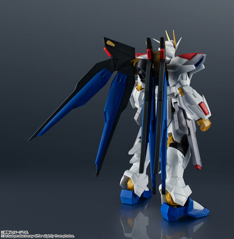 GUNDAM UNIVERSE ZGMF/A-262B STRIKE FREEDOM GUNDAM TYPEII 『機動戦士ガンダムSEED FREEDOM』 FIGURE-169269_03.jpg