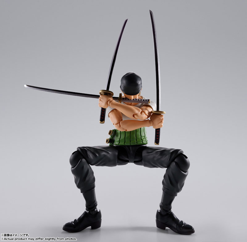 S.H.Figuarts ロロノア・ゾロ -冒険の夜明け- 『ONE PIECE』