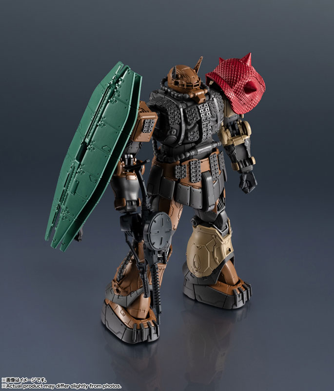 FIGURE-173843_04.jpg