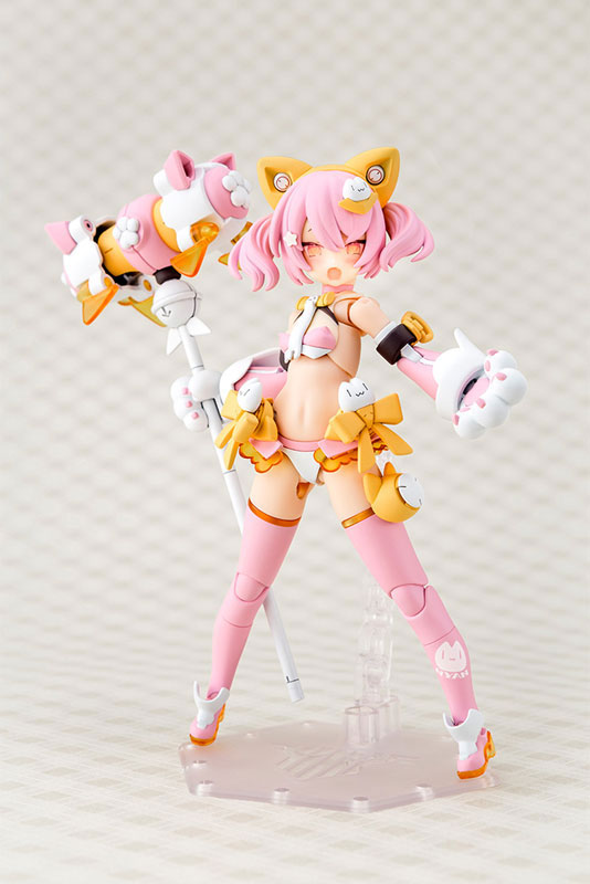 FIGURE-174560_01.jpg