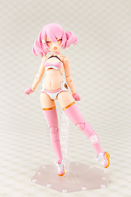 FIGURE-174560_10.jpg