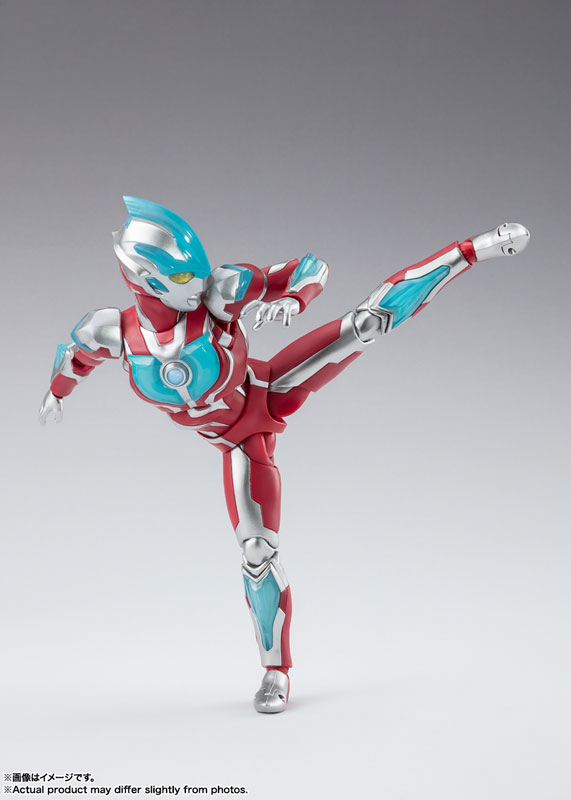 FIGURE-177584_06.jpg