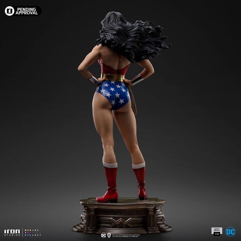 『DC』スタチュー 「レガシーレプリカ・シリーズ」1/4スケール ワンダーウーマン(トリニティ)[コミック]