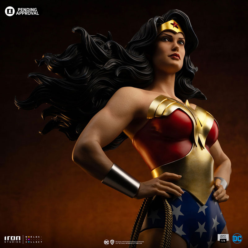 『DC』スタチュー 「レガシーレプリカ・シリーズ」1/4スケール ワンダーウーマン(トリニティ)[コミック]