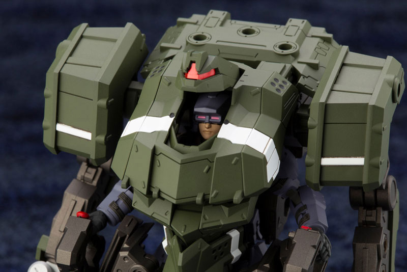 TOY-RBT-8342_08.jpg