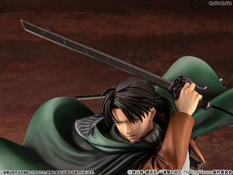 【特典】進撃の巨人 人類最強の兵士 リヴァイ 1/6 完成品フィギュア (GOODSMILE ONLINE SHOP限定) FIGURE-177094_14.jpg