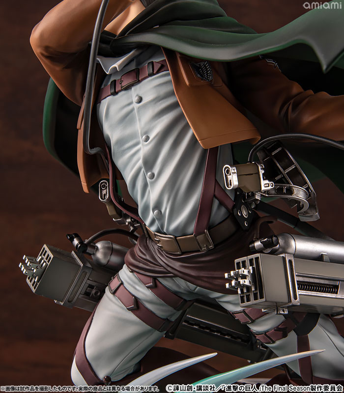 【特典】進撃の巨人 人類最強の兵士 リヴァイ 1/6 完成品フィギュア (GOODSMILE ONLINE SHOP限定) FIGURE-177094_20.jpg