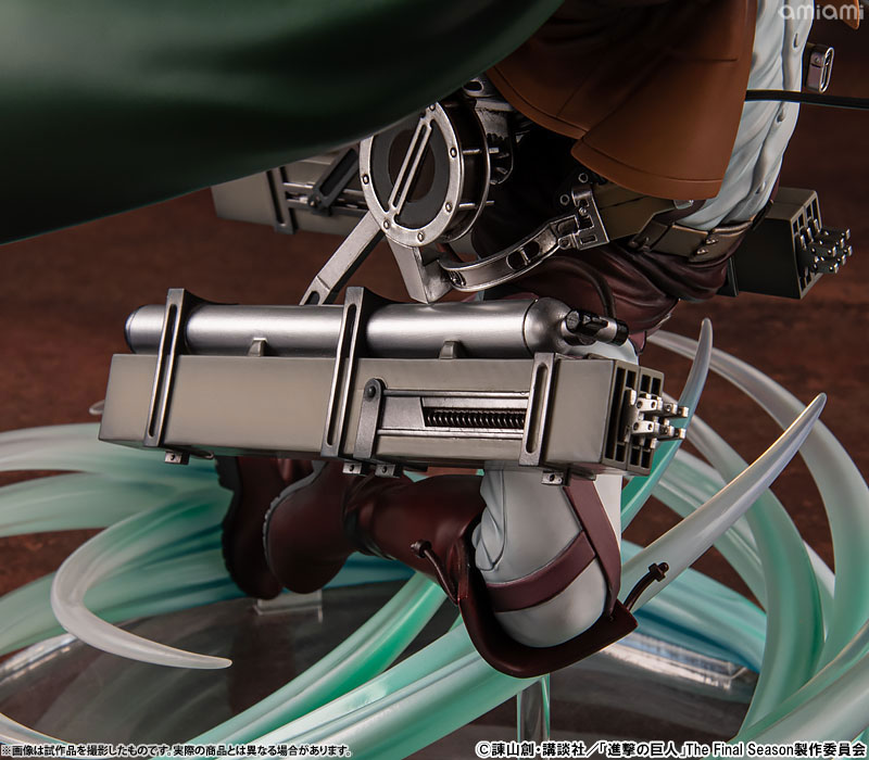 【特典】進撃の巨人 人類最強の兵士 リヴァイ 1/6 完成品フィギュア (GOODSMILE ONLINE SHOP限定) FIGURE-177094_21.jpg