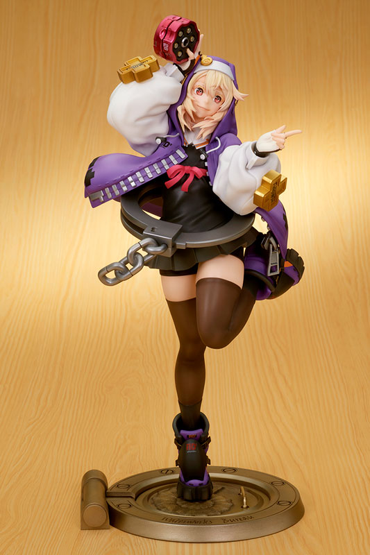 FIGURE-181340_04.jpg