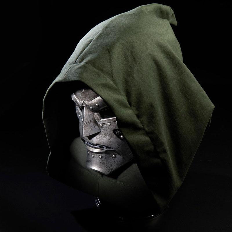 「マーベル・レジェンド」1/1スケール・レプリカ　ドクター・ドゥーム　ヘルメット マーベルレジェンド アベンジャーズ ドクター・ドゥーム 1/1