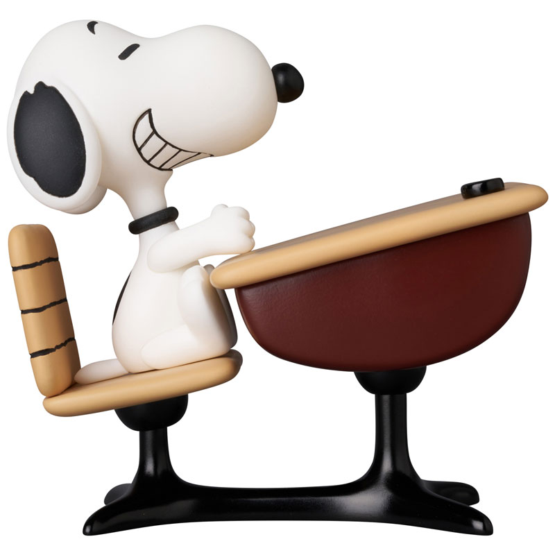 ウルトラディテールフィギュア No.844 UDF PEANUTS SERIES 18 Snoopy with desk