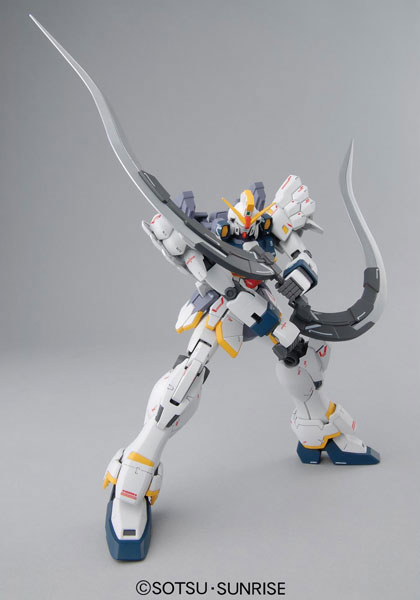 TOY-GDM-6899_02.jpg