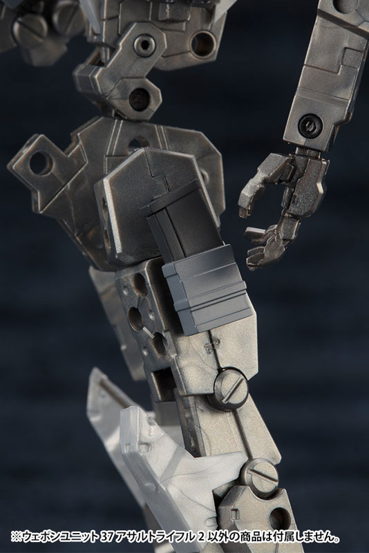 TOY-RBT-8409_06.jpg