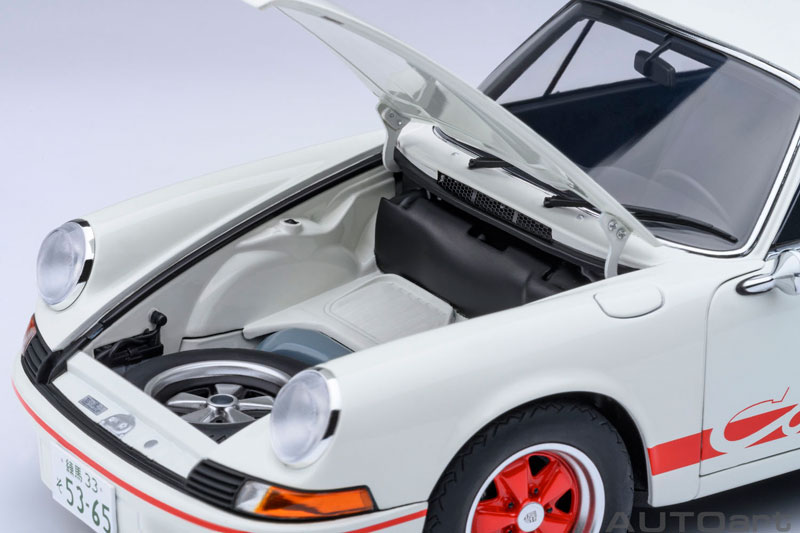 1/18 ポルシェ 911 カレラ 2.7 RS (サーキットの狼/早瀬佐近