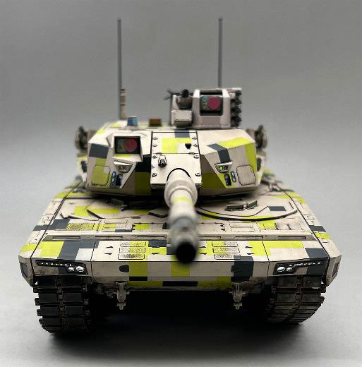 1/35 次世代主力戦車 KF51U パンター プラモデル[アミュージング