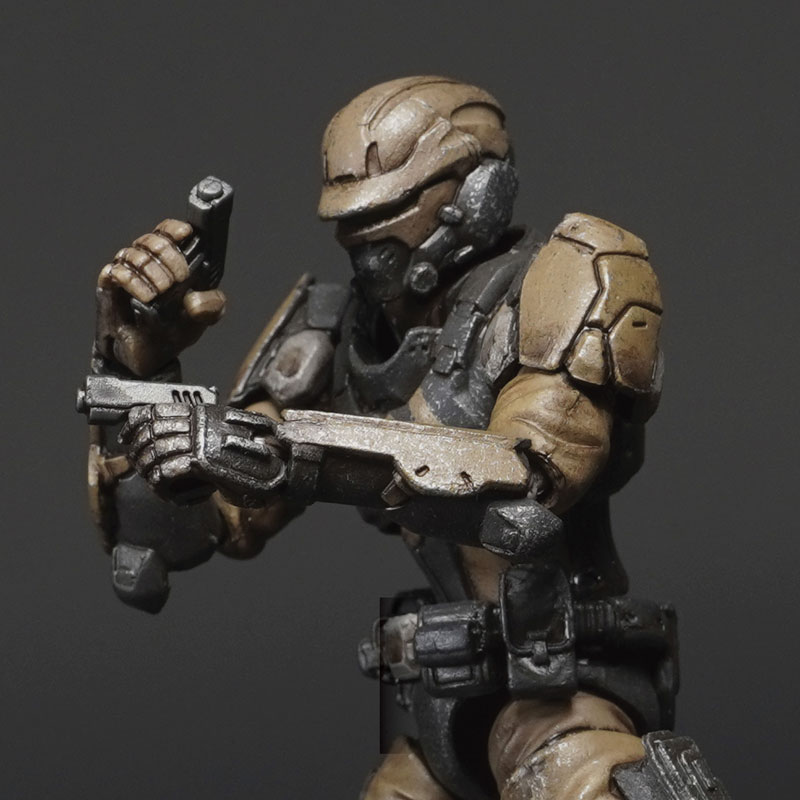 アシッドレイン 1/18スケール FAV-A130 シンダー・インベーダー