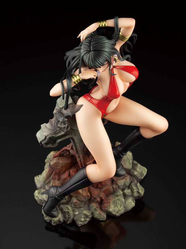 HORROR美少女 VAMPIRELLA ヴァンピレラ 1/7 完成品フィギュア