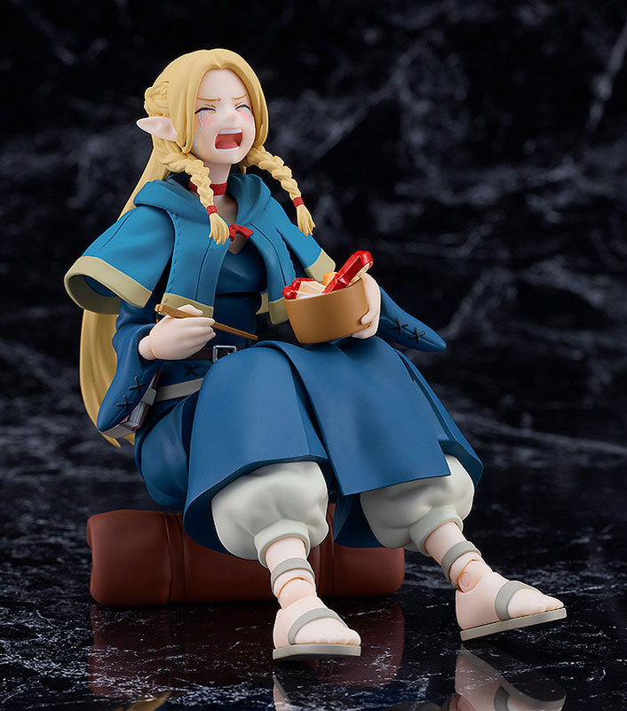 FIGURE-185170_09.jpg