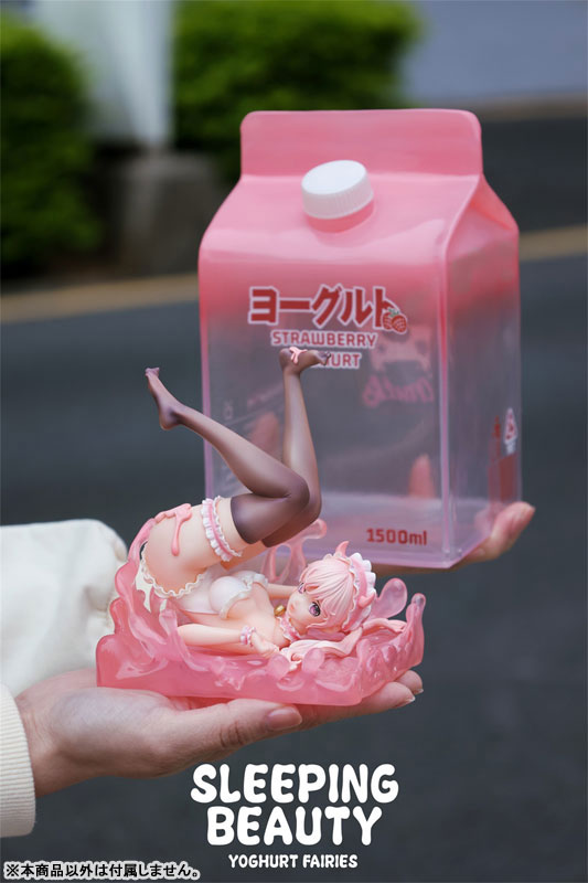 ヨーグルトの妖精 イチゴのドリームスケープ 完成品フィギュア