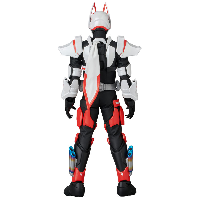 FIGURE-185575_06.jpg