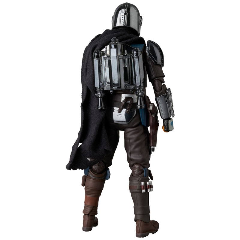 FIGURE-186031_04.jpg