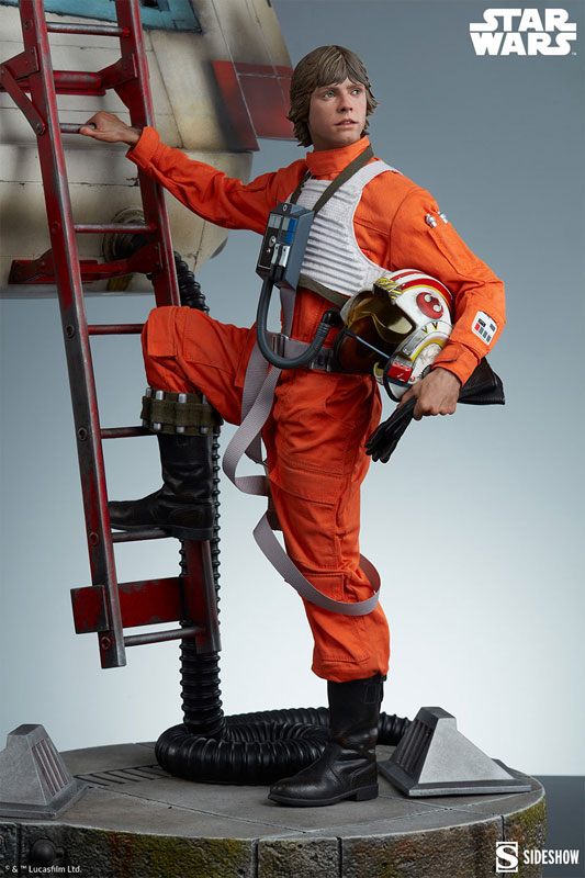 『スター・ウォーズ』プレミアム・フォーマット・フィギュア ルーク＆Xウイング(レッド5)