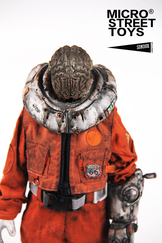 MICRO(R) STREET TOYS × SONDOR Era of Rust-Roger(イアラァオブラストロジャー) 1/6 可動フィギュア