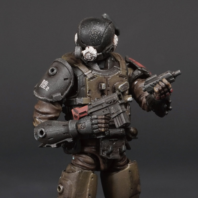 アシッドレイン 1/18スケール FAV-A134 海堡落下傘兵
