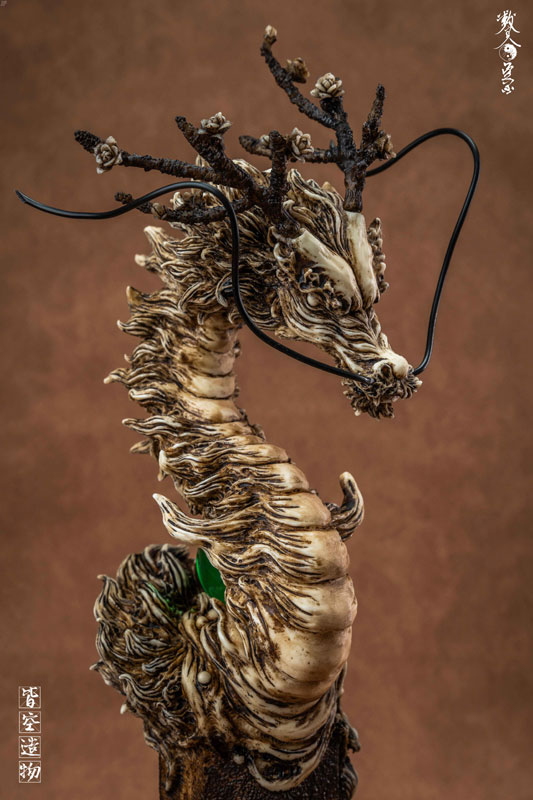 木の青龍 レジンスタチュー