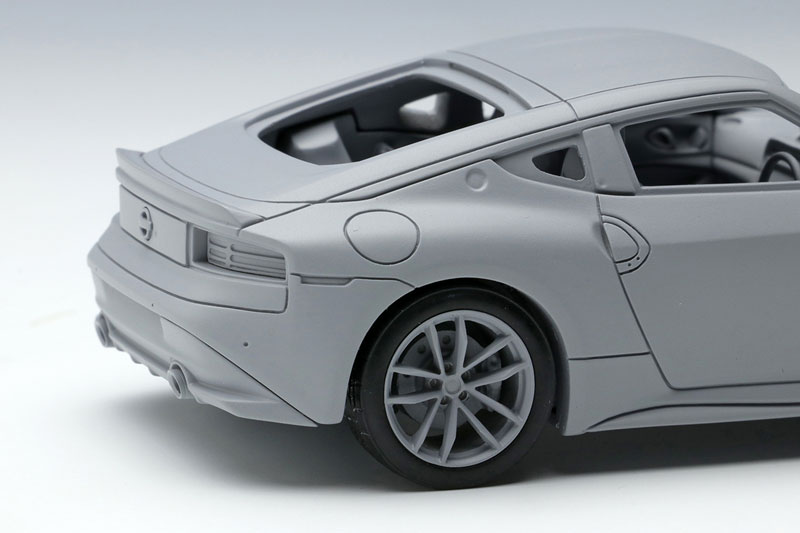 1/43　日産　フェアレディZ　Z34 ニスモ　ミニカー　バイブラントレッド Amazon | 日産特注1/43 日産フェアレディZ(Z34) ニスモ 2台