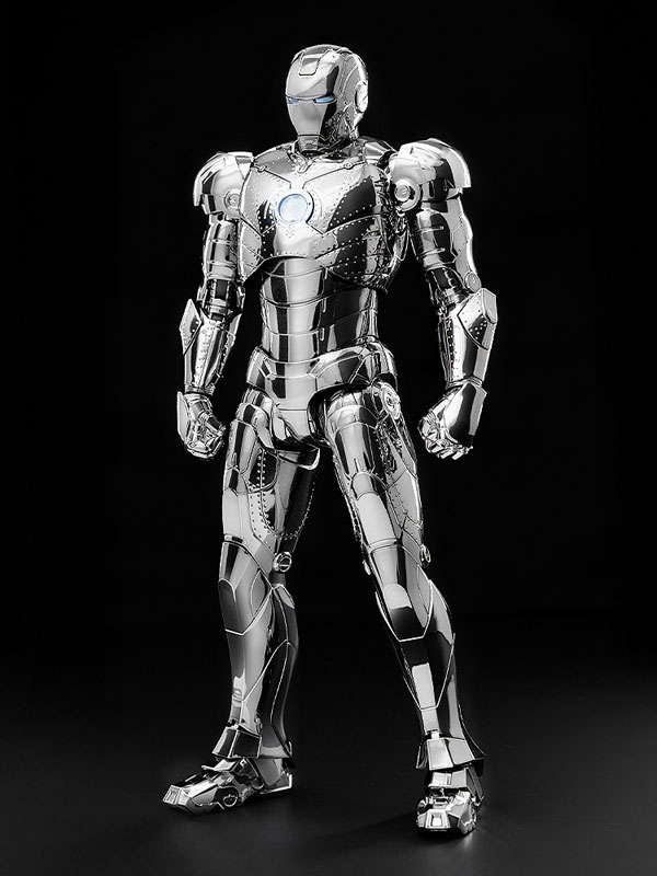 DLX アイアンマン・マーク2(クローム・エディション) 1/12 可動フィギュア