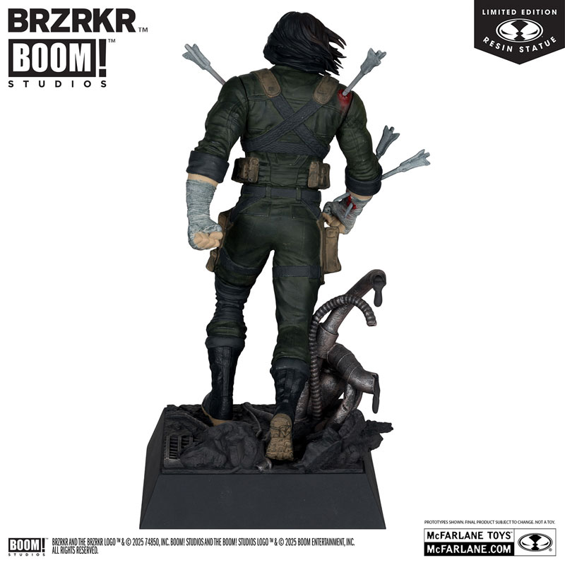 『BRZRKR』スタチュー B