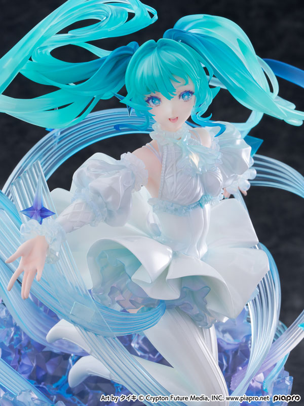 ゴジラ 呪術廻戦 ワンピース なかやまきんに君 初音ミク フィギュア まとめ売り あらわになった太ももがスニーカーに映える！「初音ミク」×米山