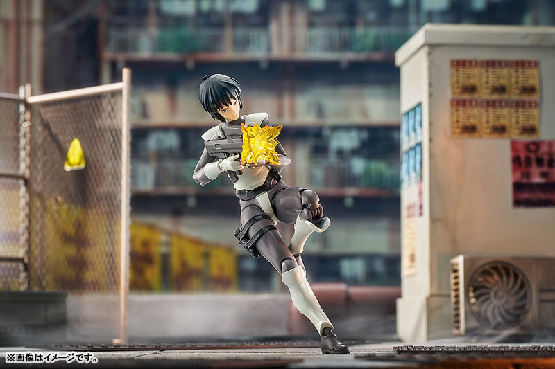 Hyper Body GHOST IN THE SHELL / 攻殻機動隊 草薙素子 (簡易アーマードスーツ Ver.) 可動フィギュア