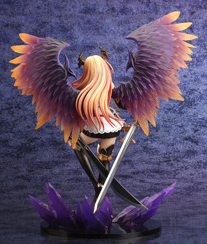 神撃のバハムート ダークエンジェル・オリヴィエ 1/8 完成品