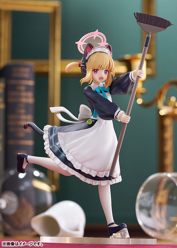 POP UP PARADE ブルーアーカイブ -Blue Archive- モモイ(メイド) 完成品フィギュア